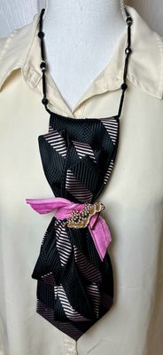 Necktie 👔 Necklace