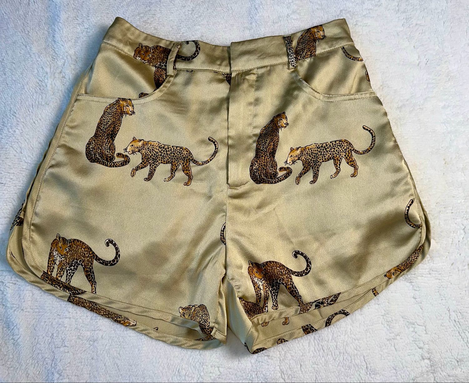 ENTRO - Cute As A Cheetah Silk Shorts - Small