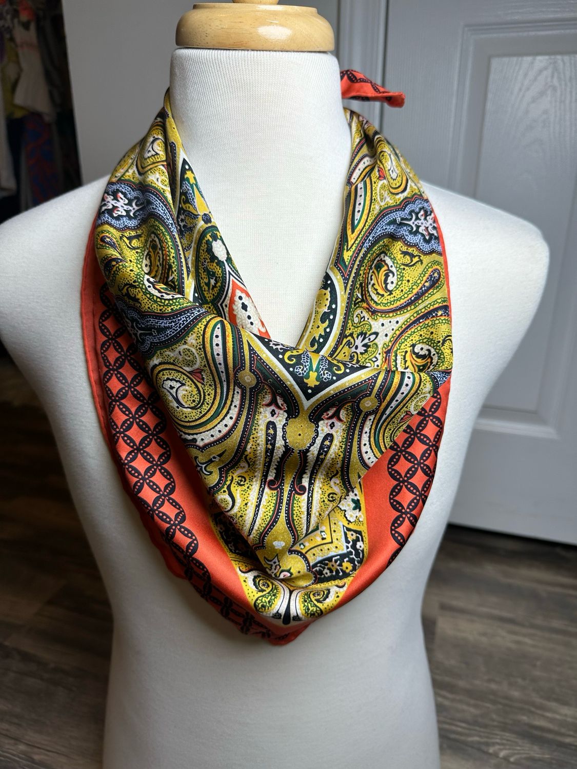 TALBOTS Women’s Bright Multicolored Psychedelic Print 100% Silk Square Scarf 26”