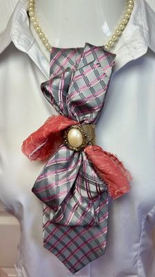 Necktie 👔 Necklace