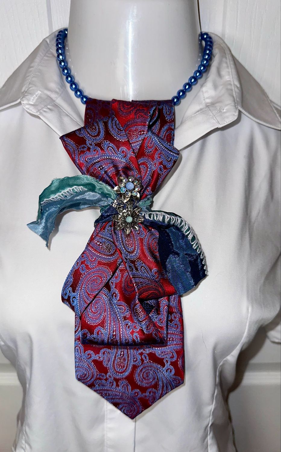 Necktie 👔 Necklace