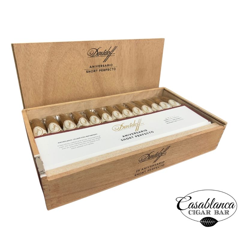 Davidoff Aniversario Short Perfecto