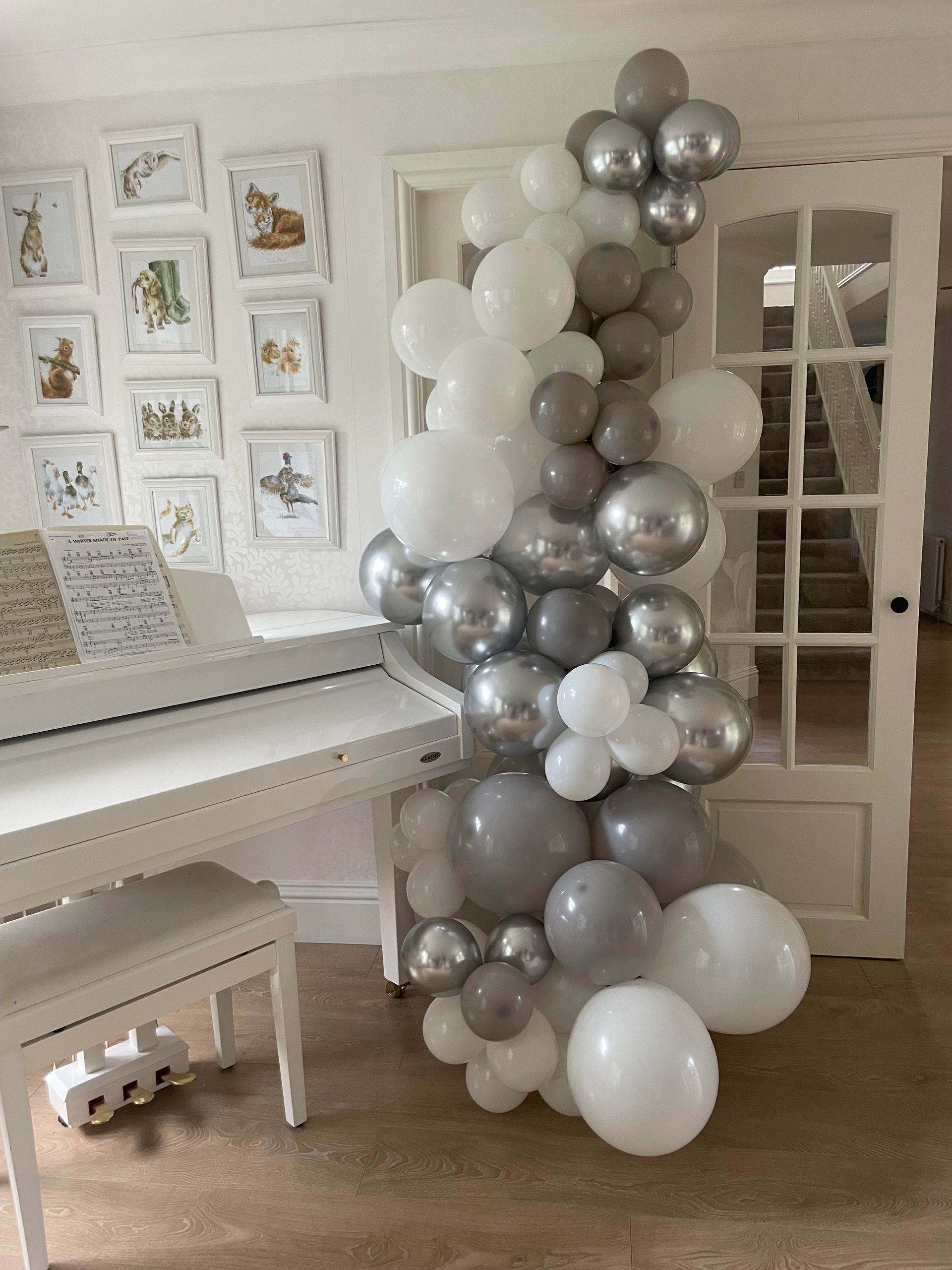 DIY Silver and White Balloon Kit
