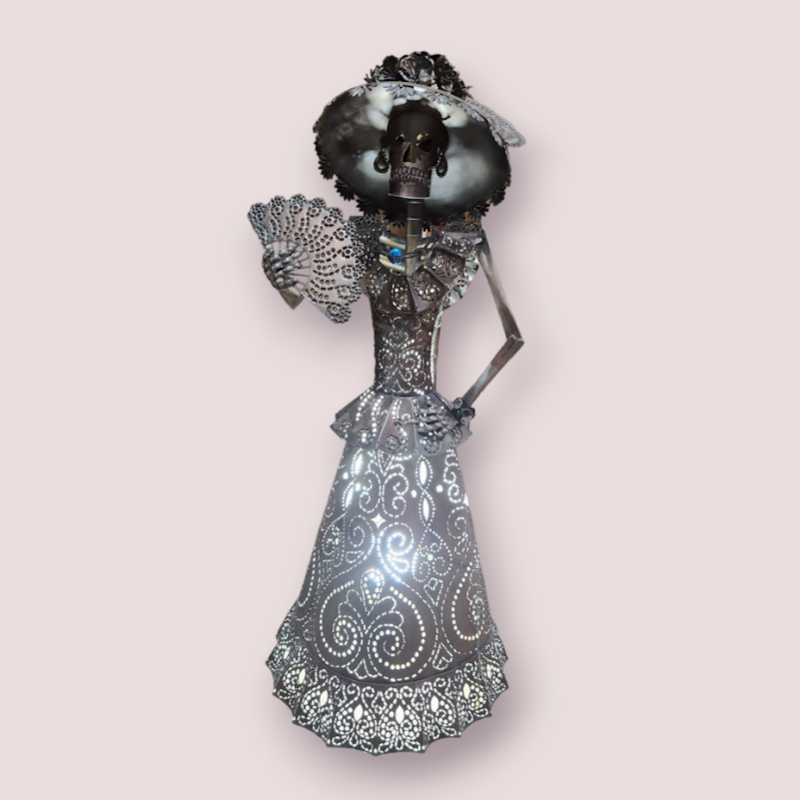 Tin Katrina Lamp