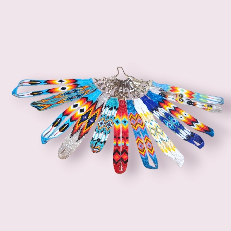 Beaded Lanyard-Style Purse Pull