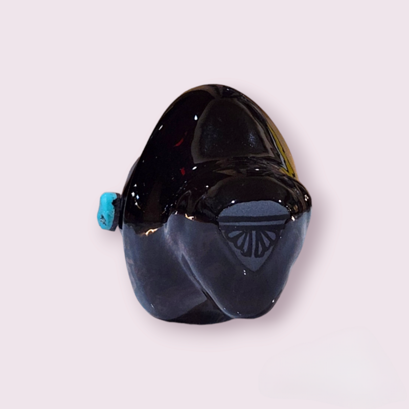 Mini Buffalo | Lawrence Vargas