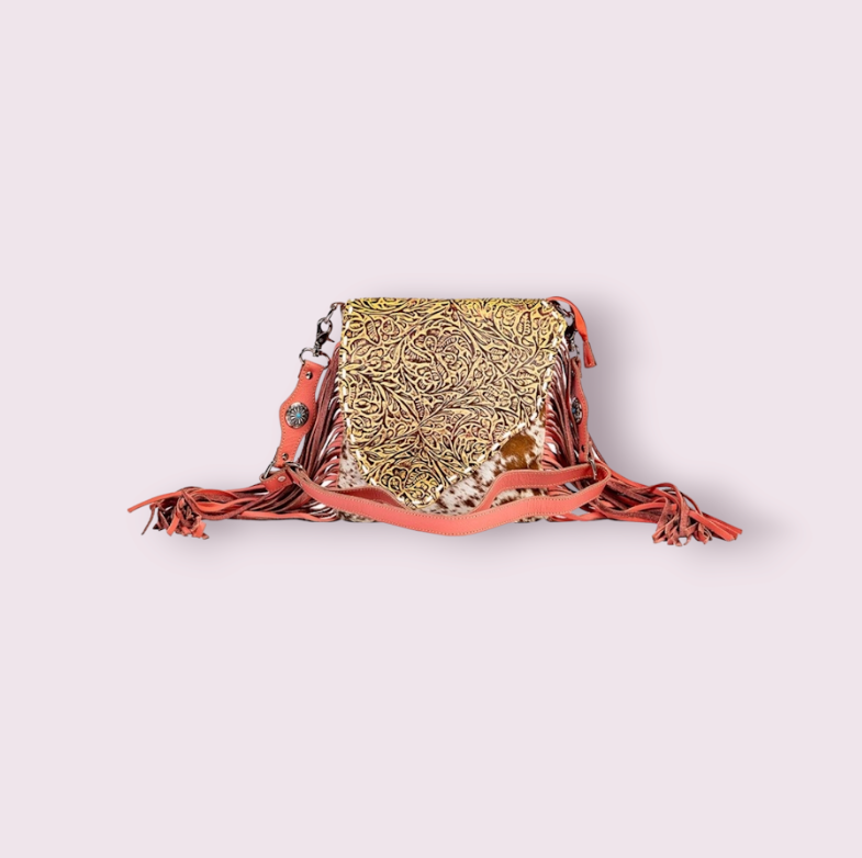 Tellard Falls Concealed-Carry Bag in Salmon