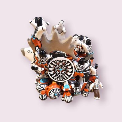 Mini Elk Storyteller | Lawrence Vargas