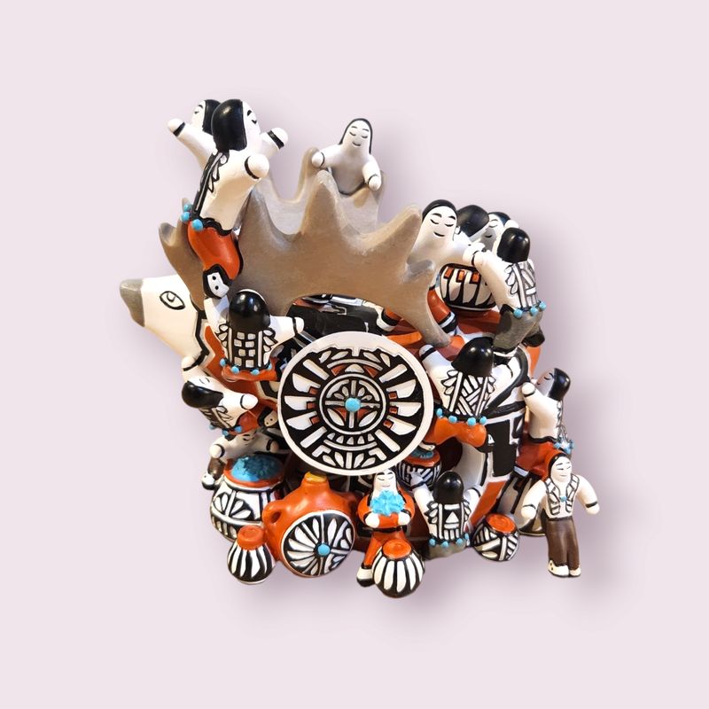 Mini Elk Storyteller | Lawrence Vargas