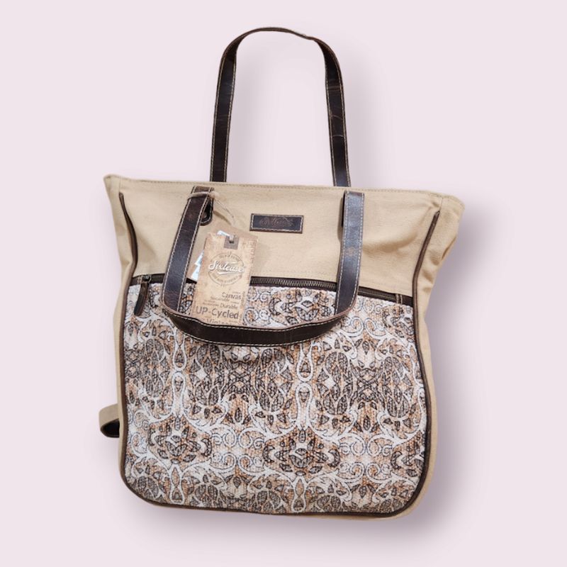 Desert Sand TotePack