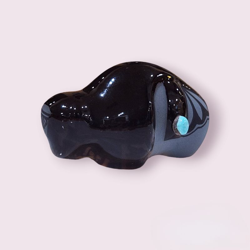 Mini Buffalo | Lawrence Vargas