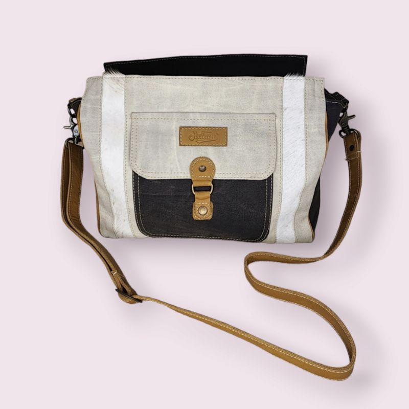 Beloved Shoulder Bag