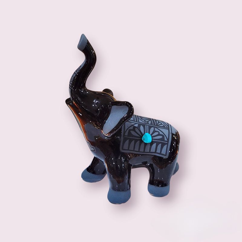 Happy Elephant Large | Lawrence Vargas