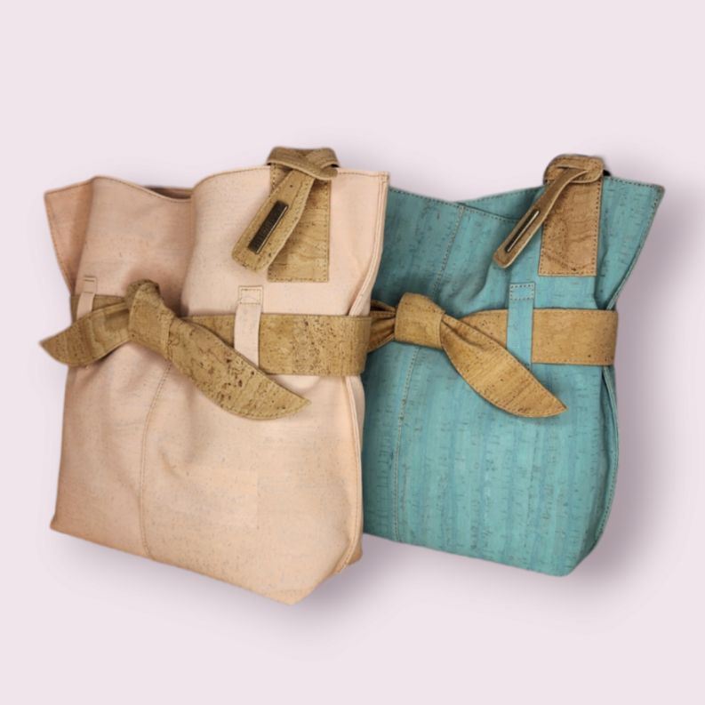 Artelusa Shoulder Bag With Big Bow