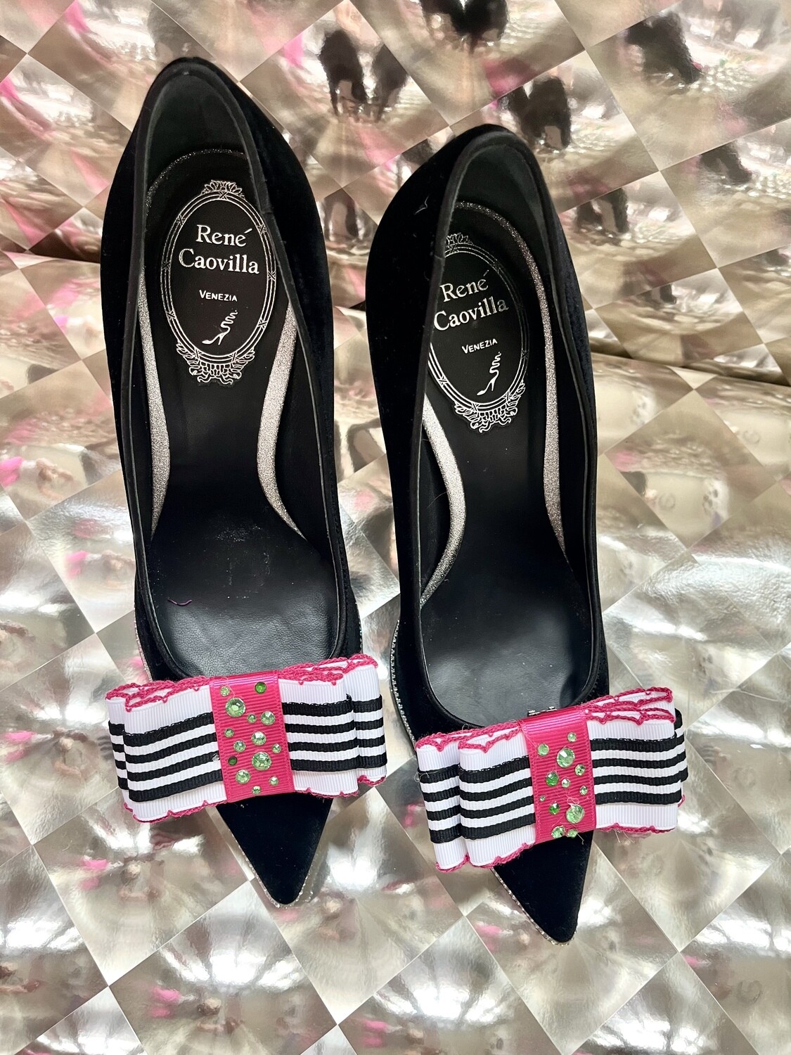 Star-Bling Stripe Shoe Bows with Pink/Green Bling