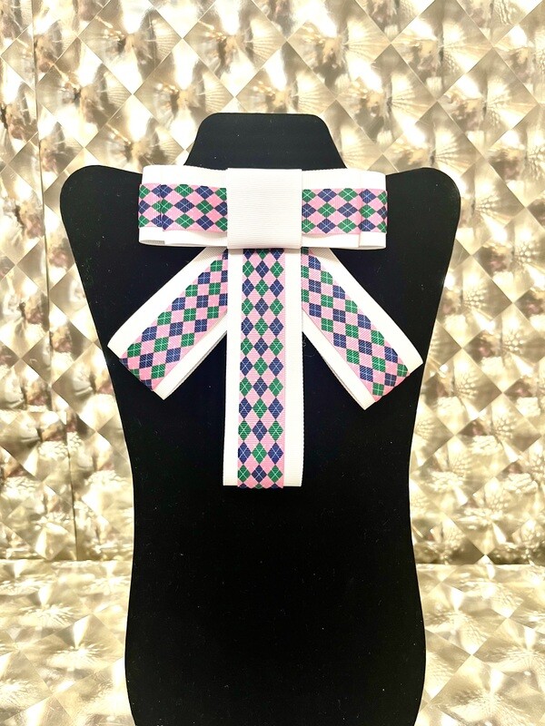 White, Pink And Green Bolo