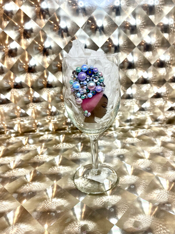 Queen Wine Glass