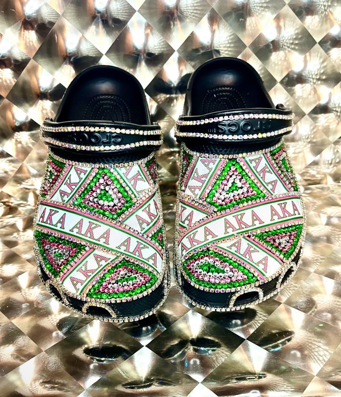 Black “Cris Cross”  Crocs