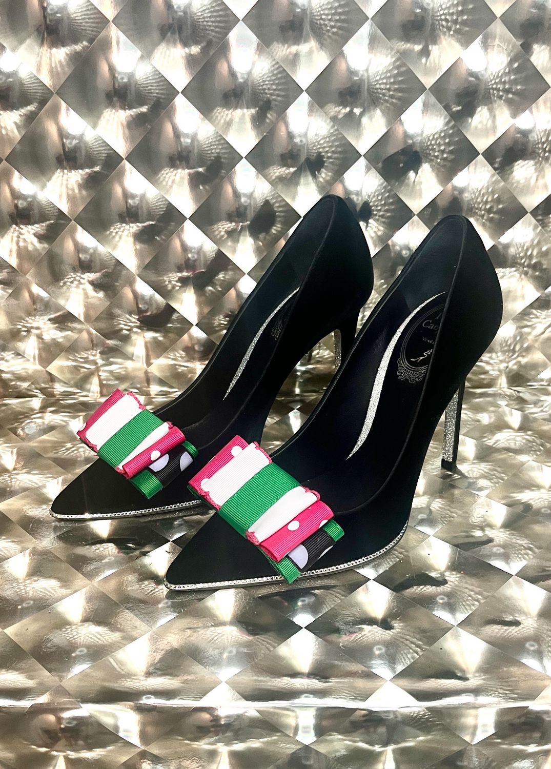 White angry pink polka dot Shoe Bows