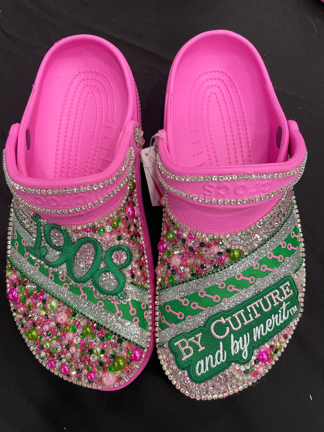 “All Pearled up” croc