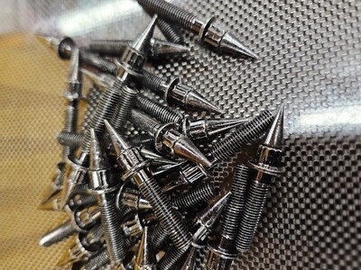 Wheel bolts - SPIKED Black