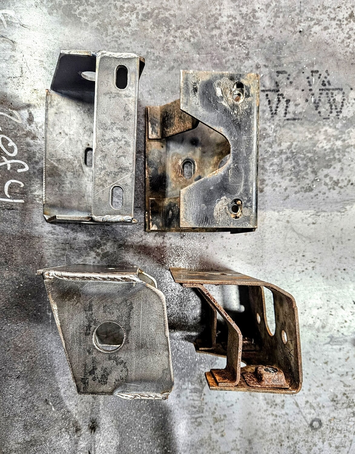 BMW E12 rear Euro bumper mounts