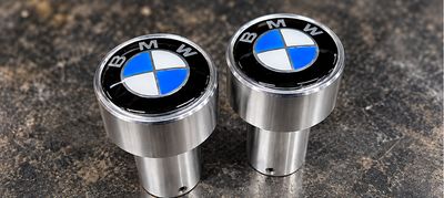 V2 Stainless or Aluminum Shift Knob – 45mm Interchangeable Center Emblem | BMW Logo