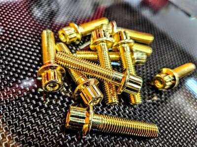 Gold M8x32mm Wheel Bolts