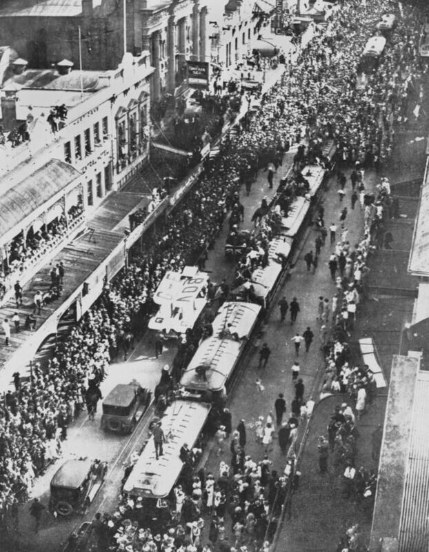 Queens Street procession for Bert Hinkleer