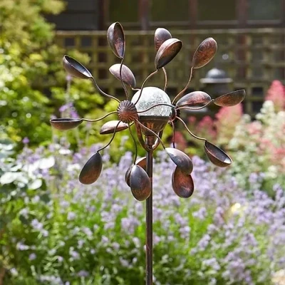 Spinners &amp; Sculptures