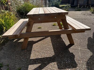 Outdoor Oak Garden Picnic Table / Pub Bench