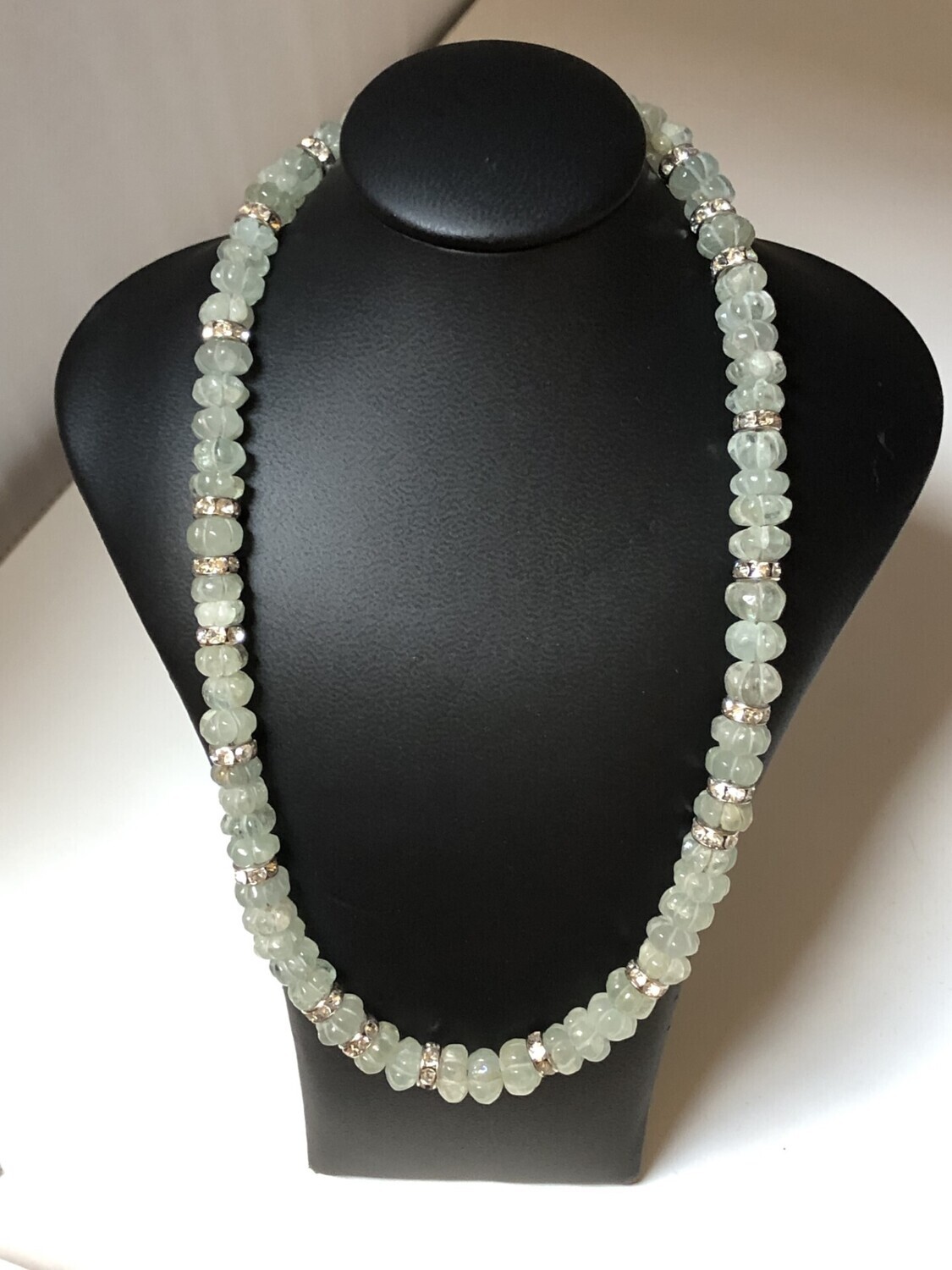 Collier en aiguemarine et zirkon