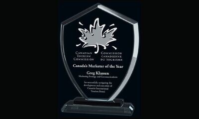 Conquest Clear and Black Glass Award: 9-3/8"-105966