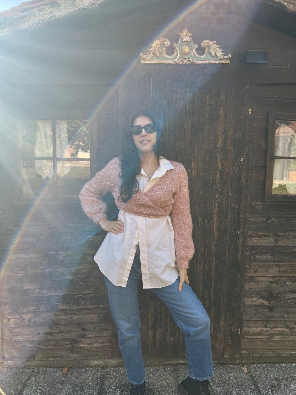 Pattern coprispalle incrociato con maniche a sbuffo