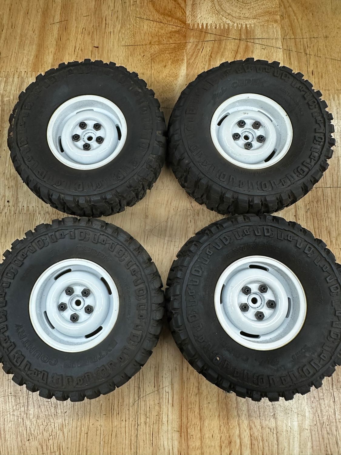 RC4wd 1.9 Landies with Dick Cepek Extreme Country Tires