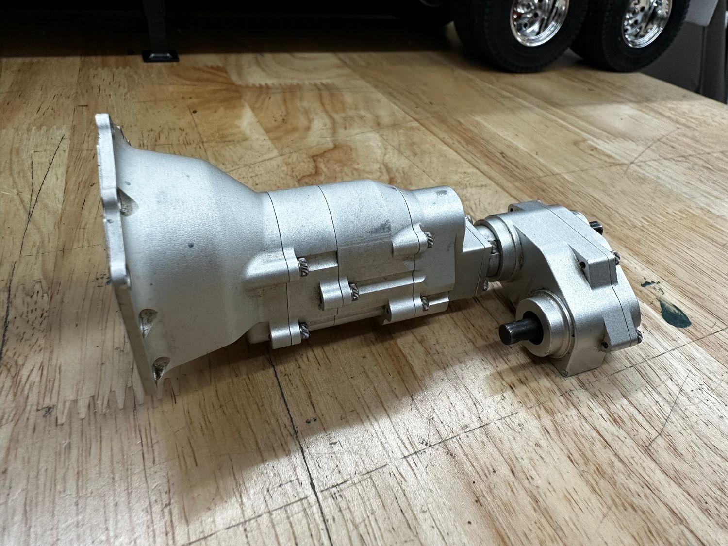 SSD Scale Transmission w Transfer Case Used