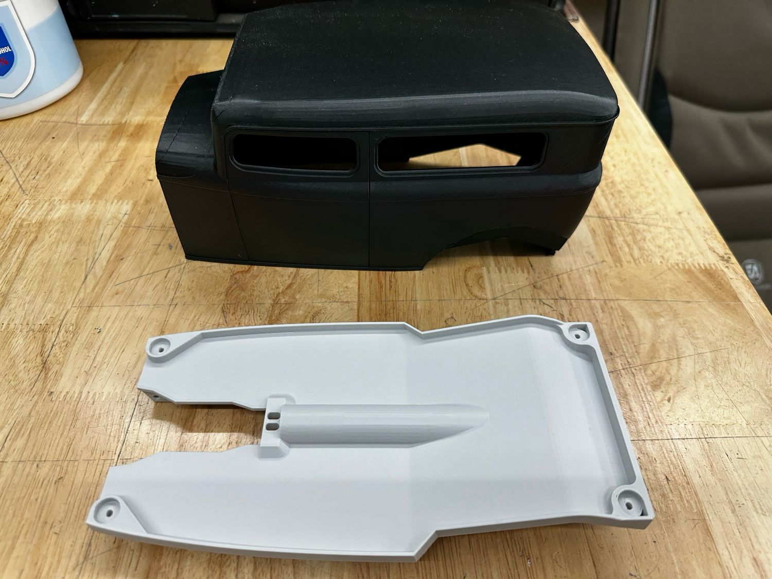 SLIGHT DEFECT,  New Hot Rod Sedan V2 with Floor Pan WITH Hot Rod Chassis Kit, black ABS body