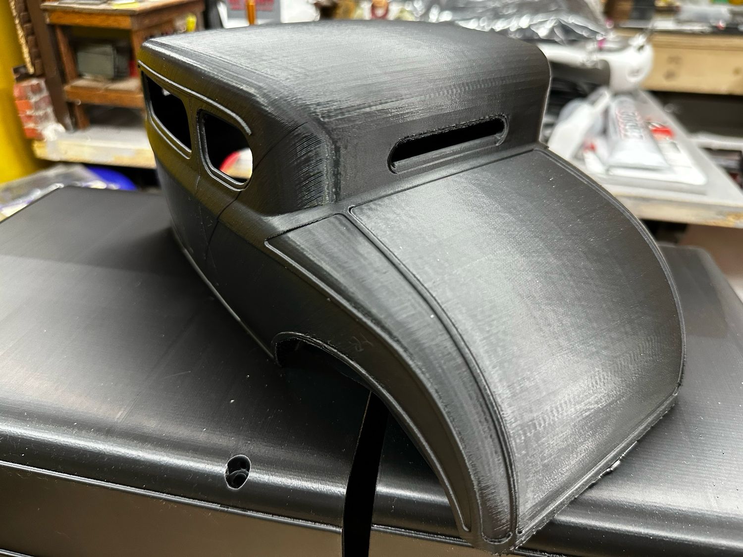 SLIGHT DEFECT,  New Hot Rod 5 window coupe V2 with Floor Pan WITH Hot Rod Chassis Kit, black ABS body