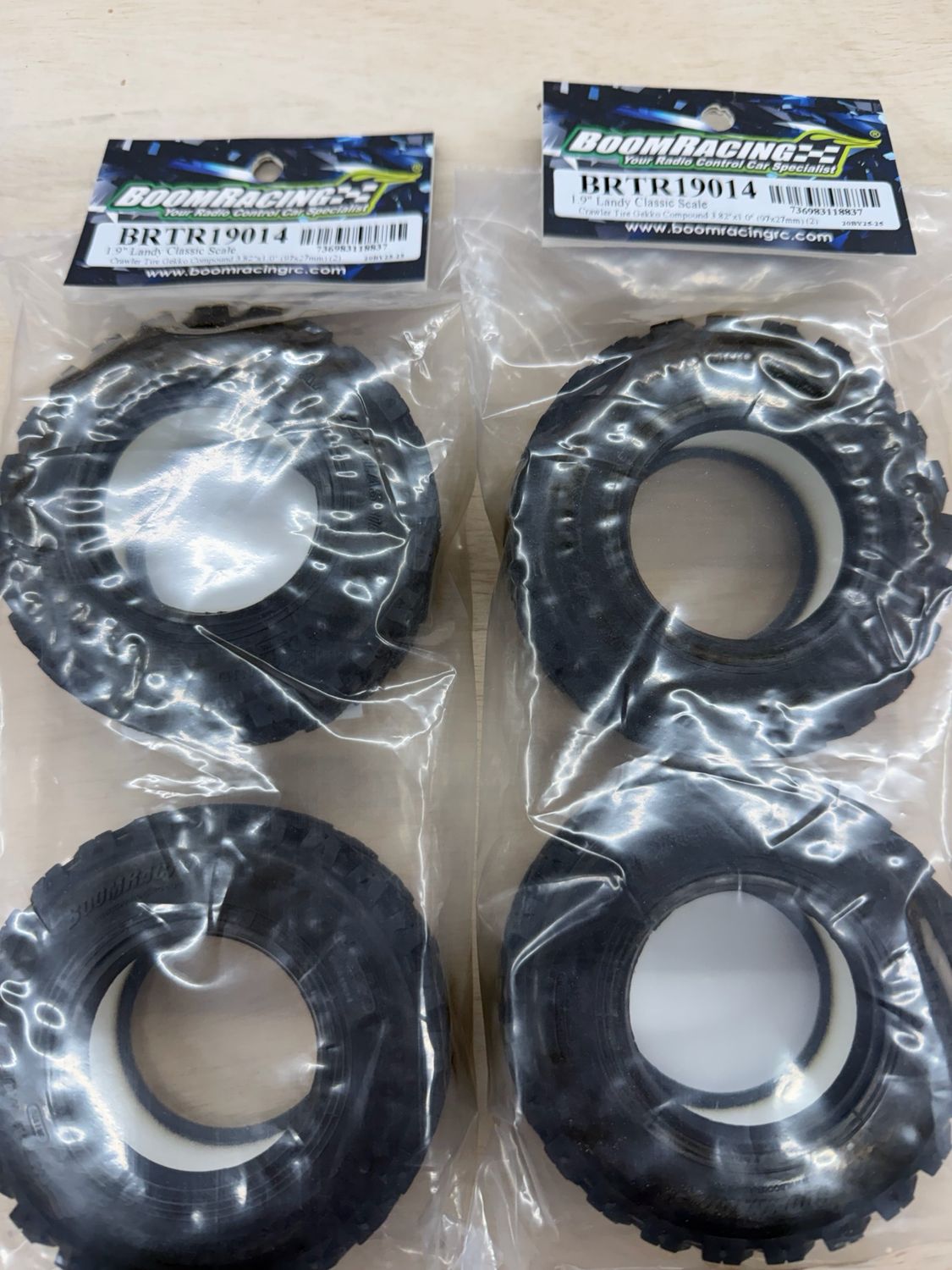 1.9" Landy Classic Scale Crawler Tire Gekko Compound 3.82"x1.0" (97x27mm)