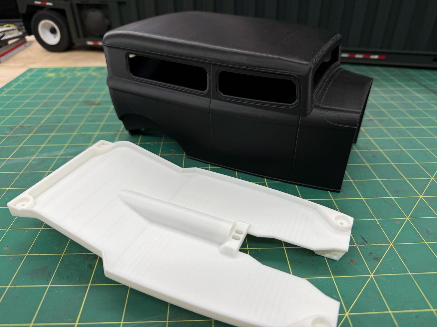 Slight Defect! New ABS Hotrod Sedan V2 with Floor Pan