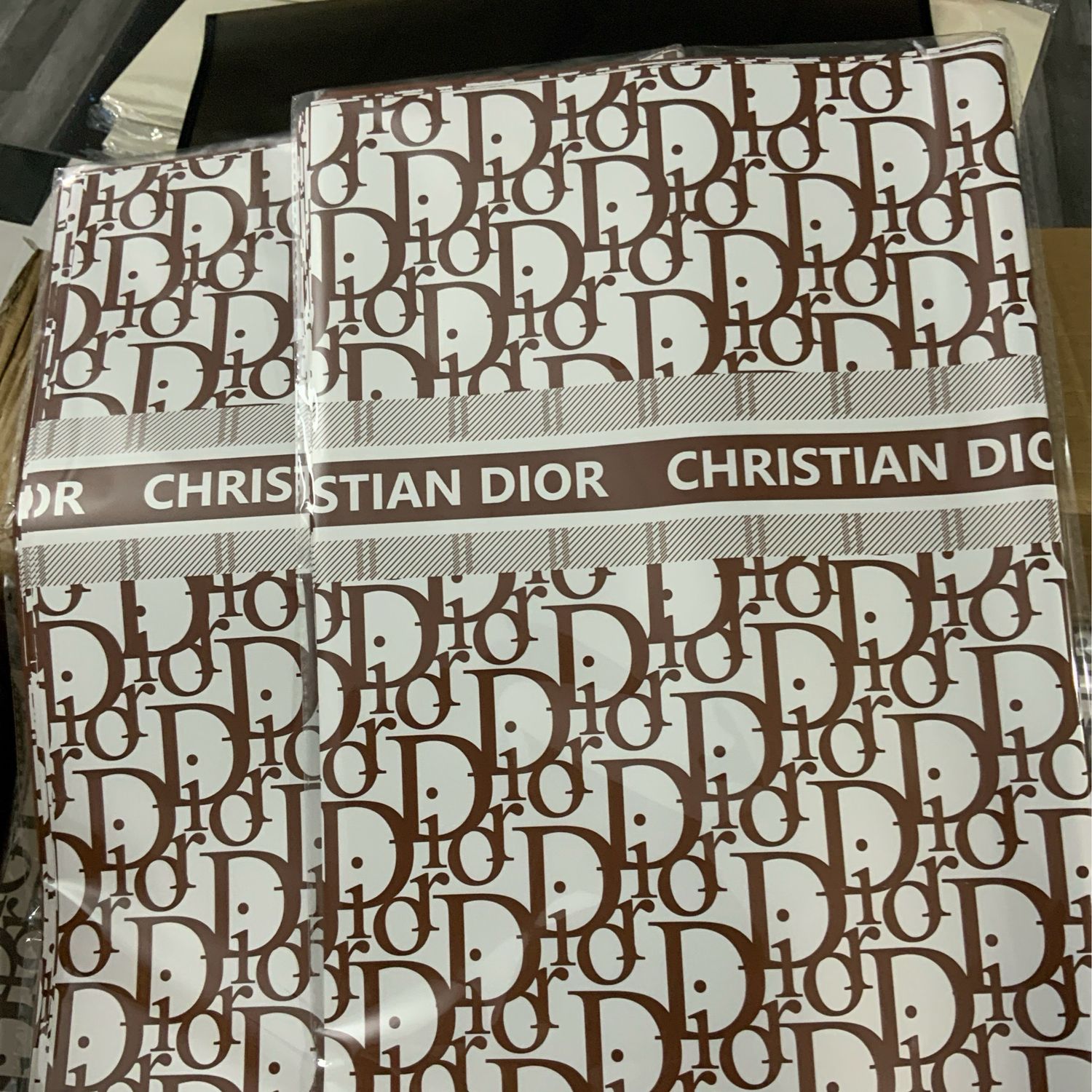 Dior Brown 20 Sheets
