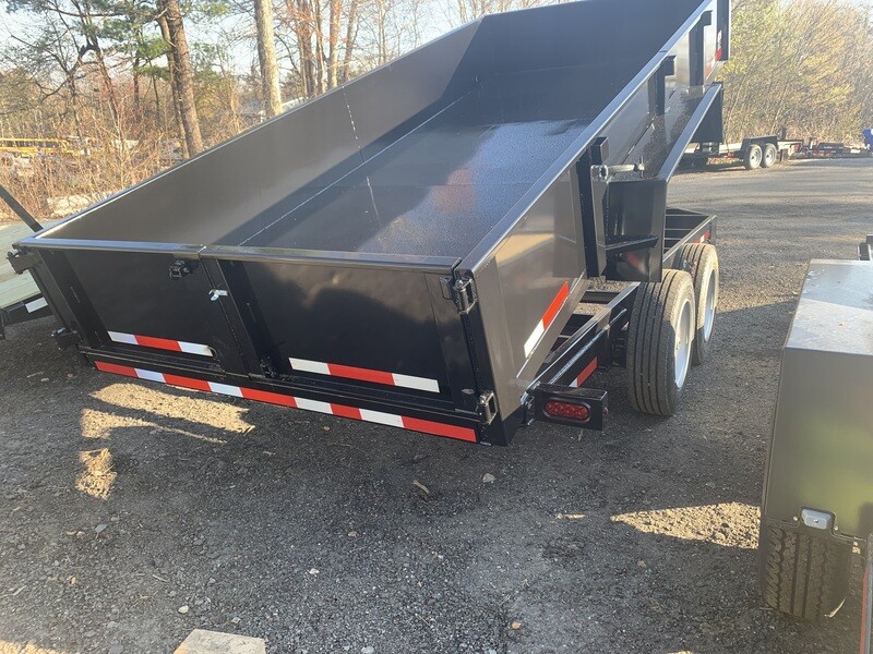 Dump trailers