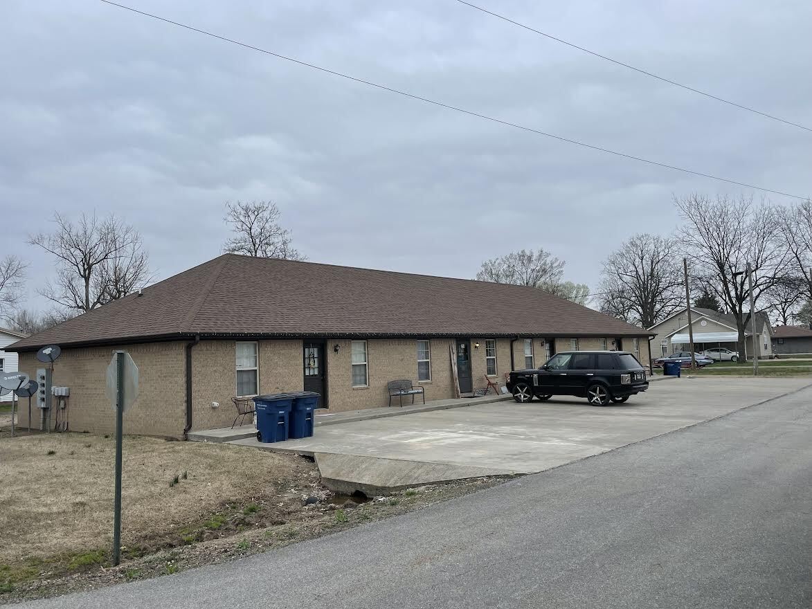 Warner Street, Marmaduke