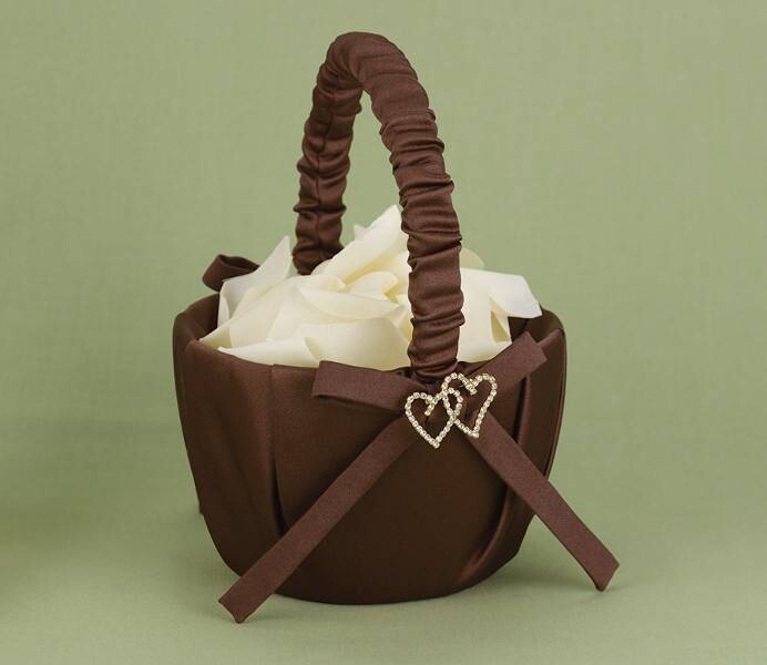 Wedding Basket-Brown and DuoHeart-8&#39;&#39; x 6&#39;&#39;