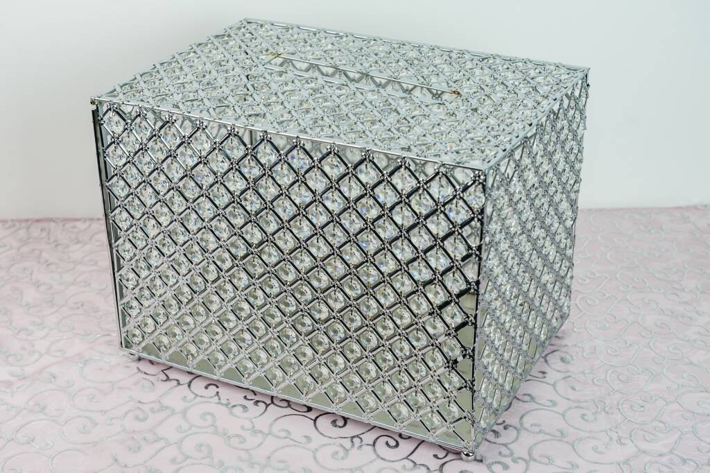 Rental-Crystal Mailbox-Large-1Day