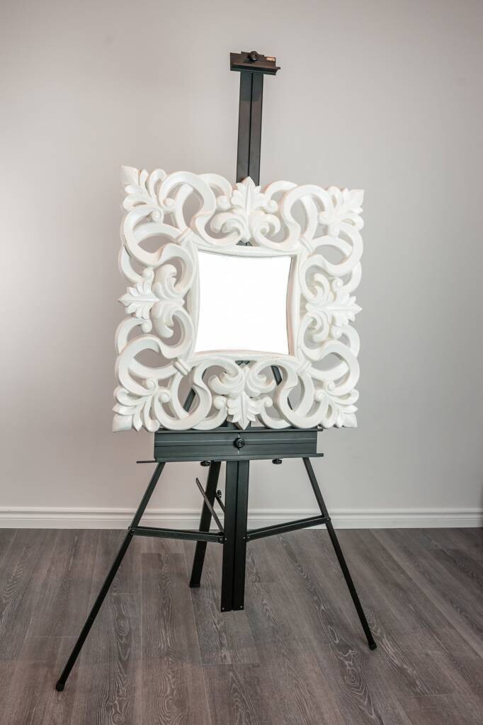 Rental-Large White Frame-1Day
