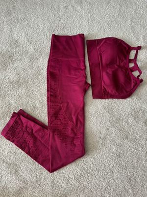 Maroon 2 Piece Set Size S Maroon 2 Piece Set Size S