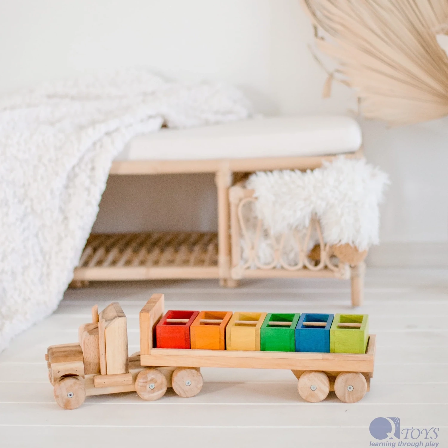 QToys Flat back truck and container Set