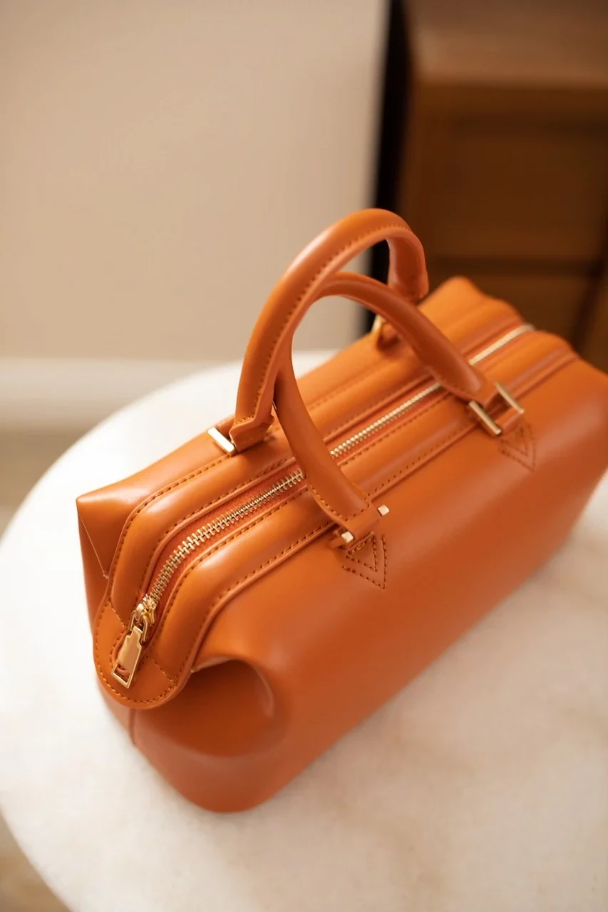 Montessori Medic Burnt Orange (Kyree Loves)  Dr Kit
