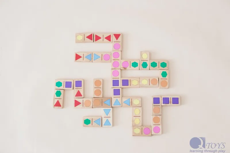 QToys Geo Dominoes
